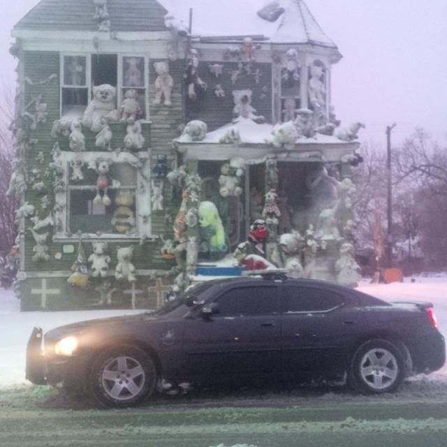 Diplomatic Treasury Reserve vehicle on guard in front of one of Detroit